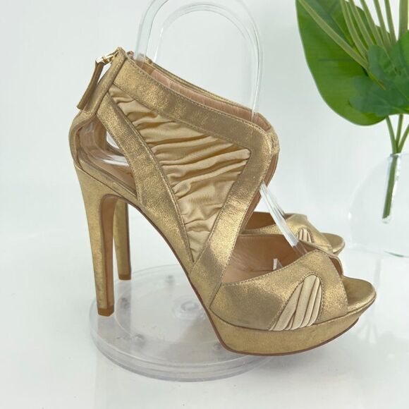 Fendi Heels Women's Size 5.5 Gold Metallic Leather Fabric Platform - Picture 6 of 16